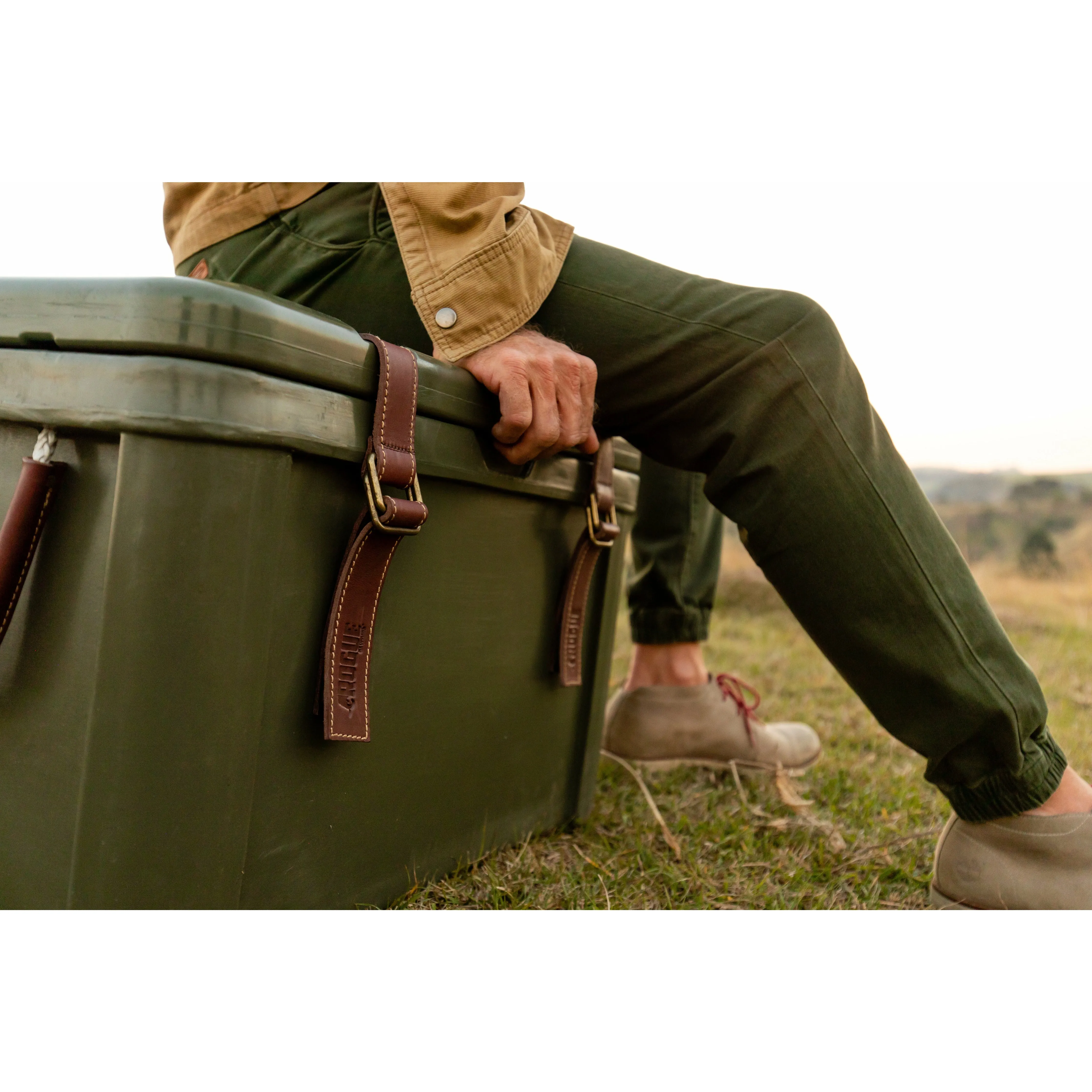 45L Rogue Ice Cooler with canvas seat